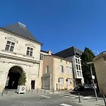 Le Studio Stanislas, Calme Et Lumiere